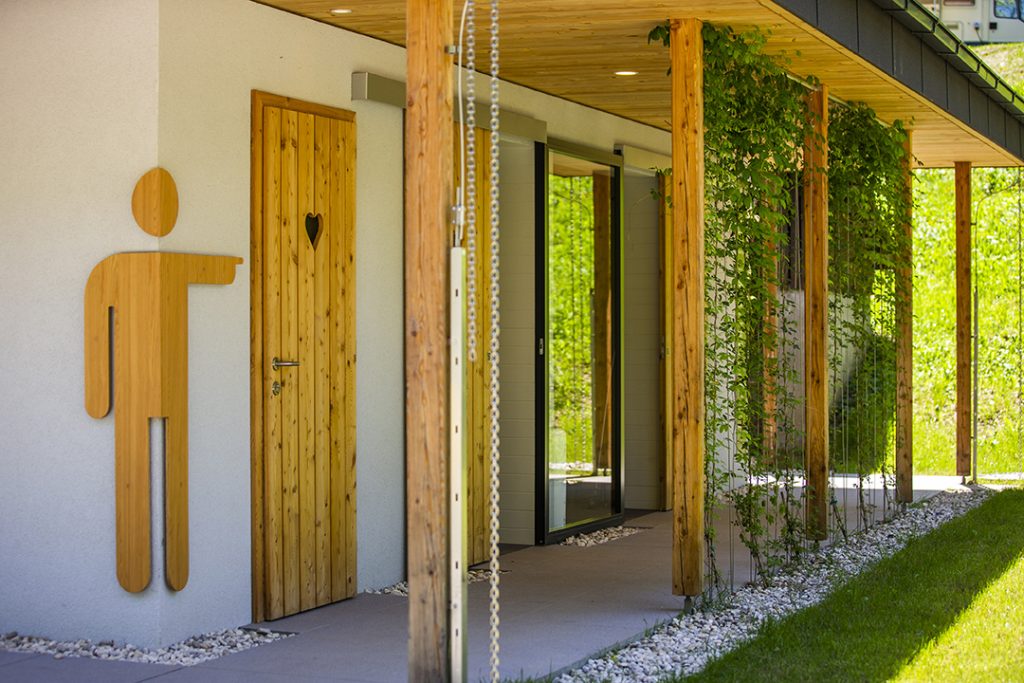 bled camping bathroom 01 2020 photo bdobrin